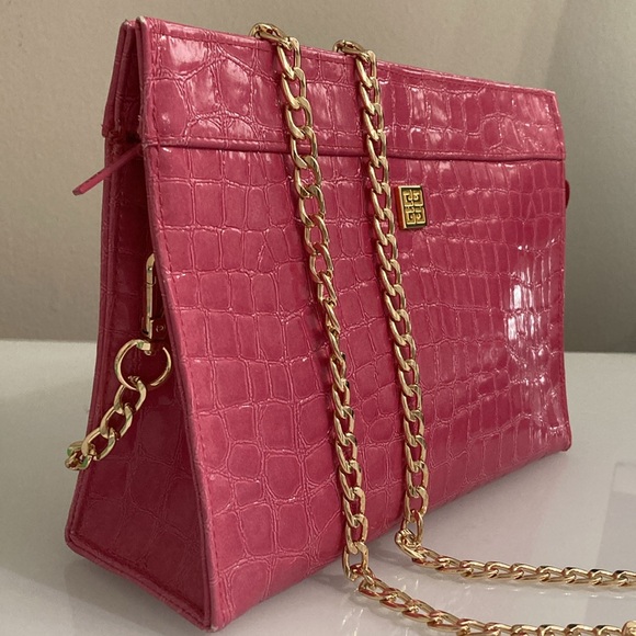 Givenchy Beauty Bag with Detachable Strap - Picture 2 of 7